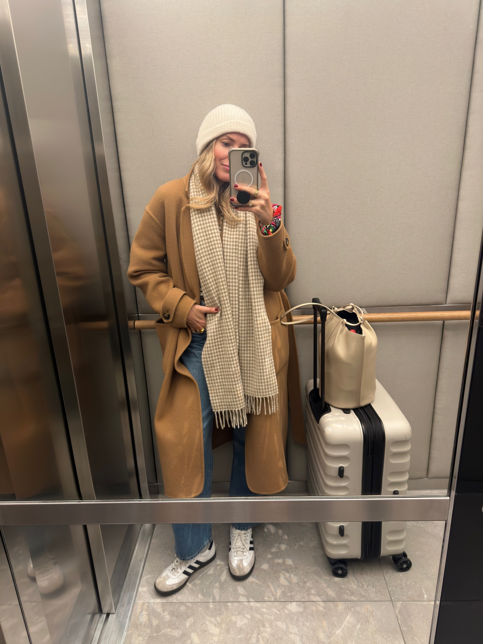 Winter outfit 
Camel coat
Scarf 
Barrel jeans 

#LTKCyberWeek #LTKeurope #LTKstyletip