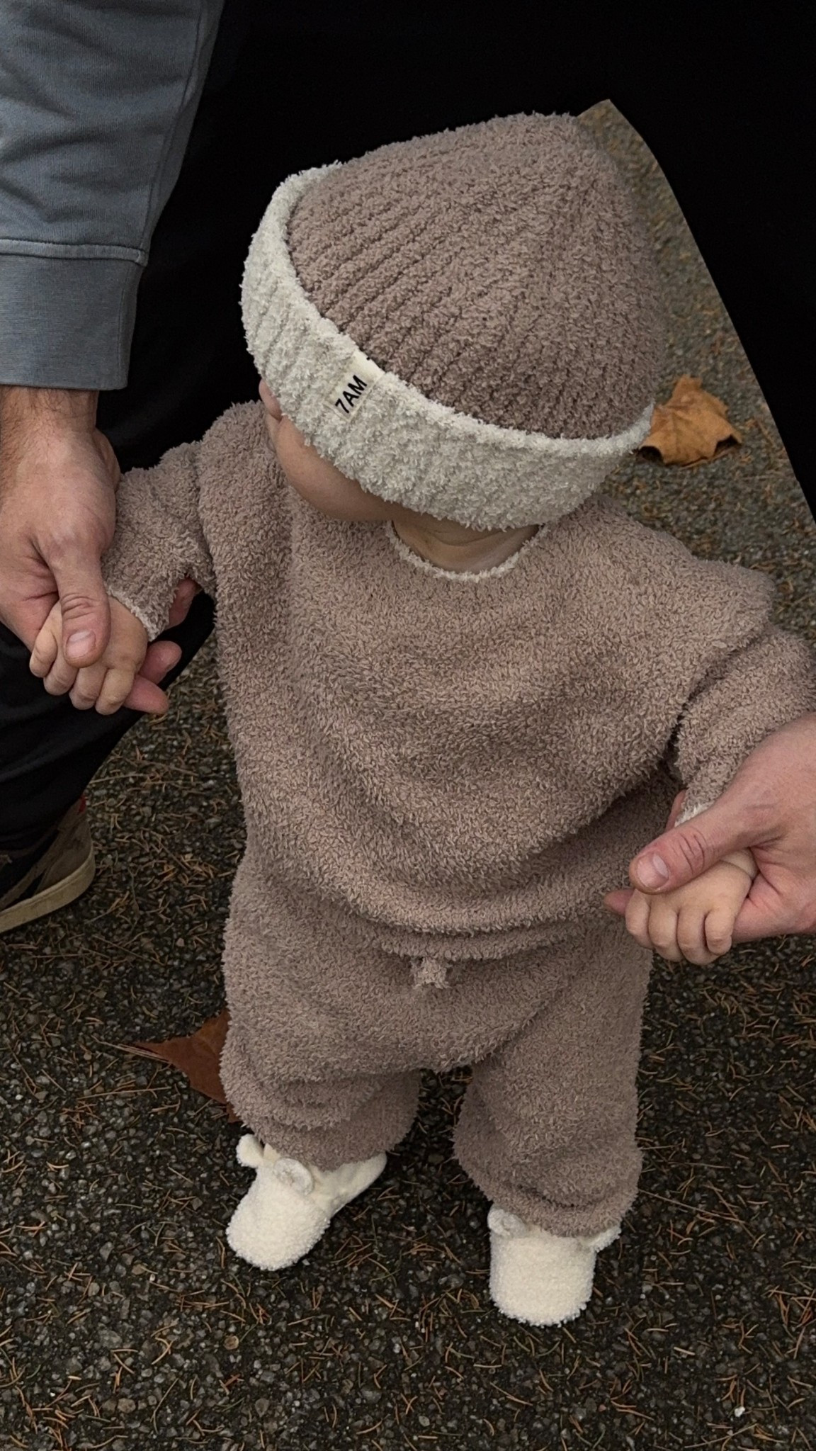 7AM Enfant, winter baby outfit, neutral baby clothes, bear booties 

#LTKmomlife #LTKBaby #LTKFindsUnder100