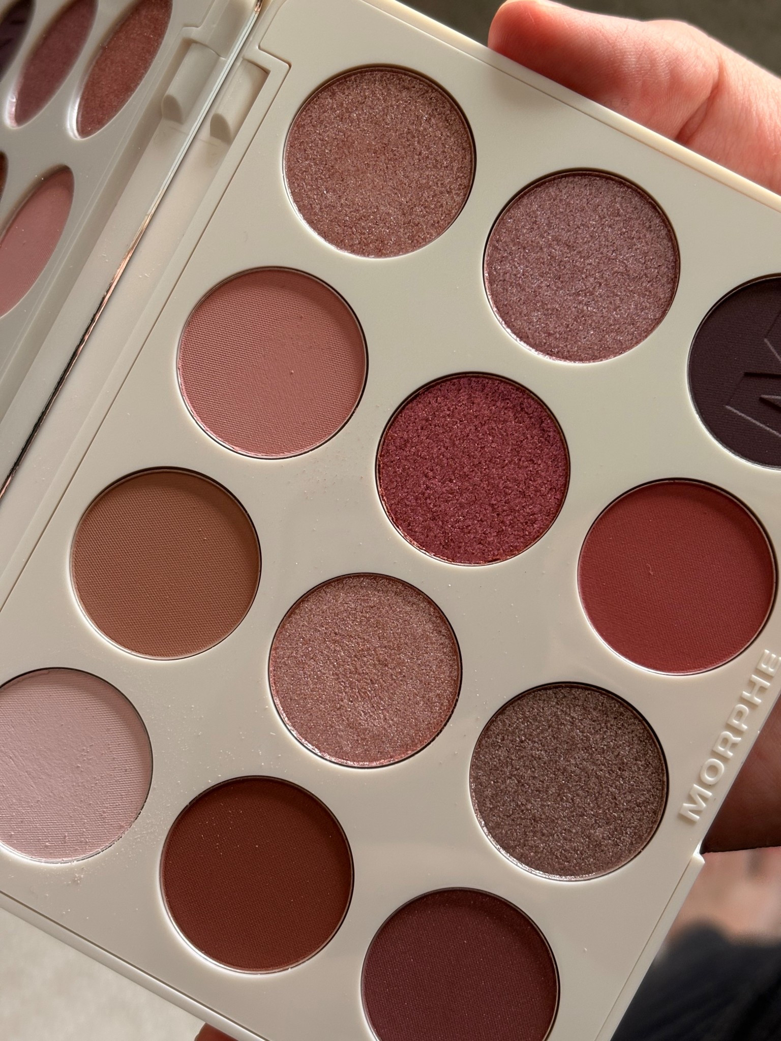 Pretty pink eyeshadows 

#LTKselfcare #LTKgrwm #LTKBeauty