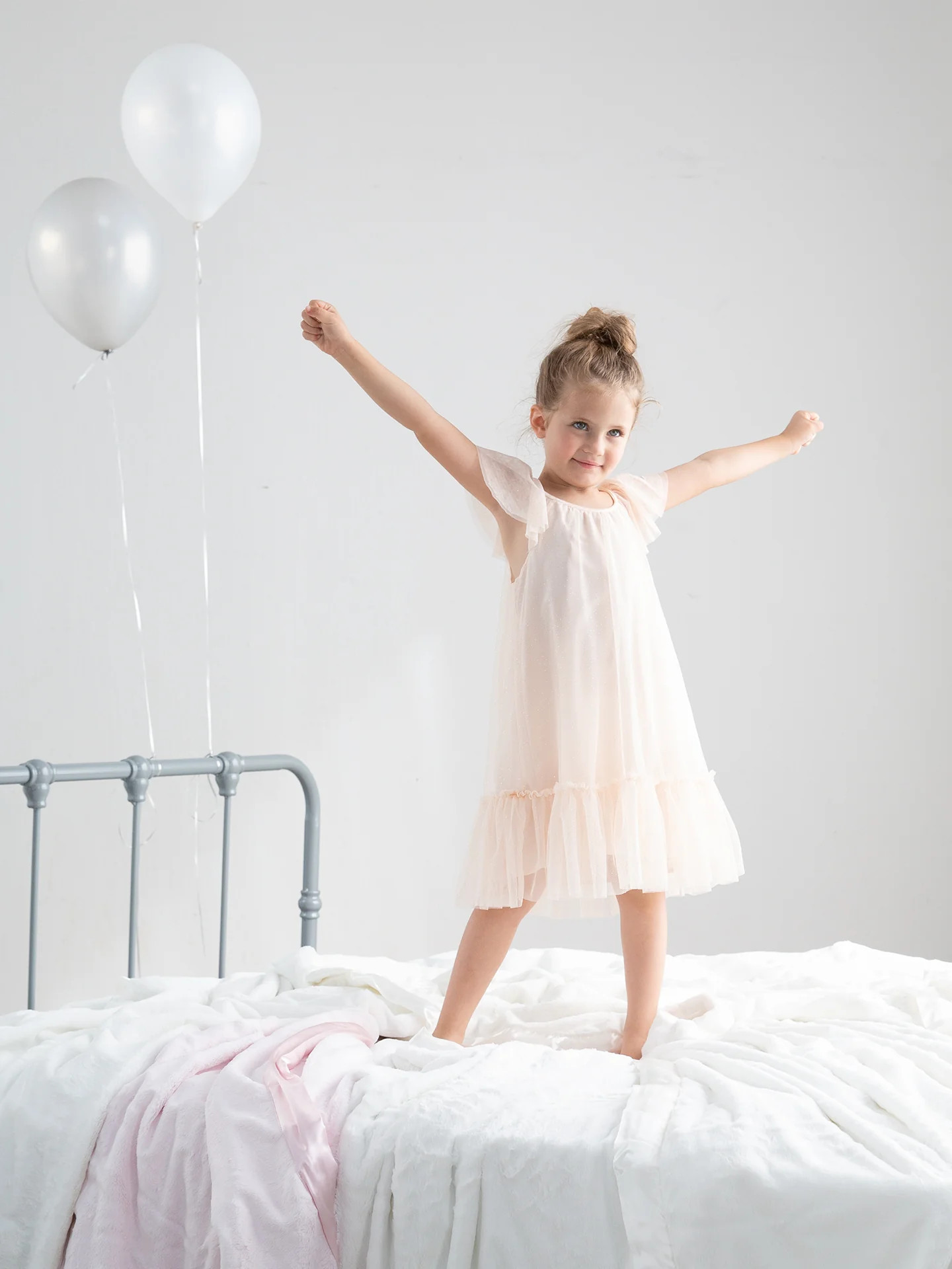 Luxe™ Big Kid Blanket | Little Giraffe