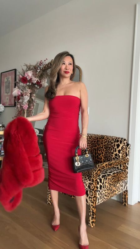 Valentine’s Day outfit ideas! 

Red outfit, all red outfit, red monochrome outfit, Vday outfit, galentines outfit, red dress, red blazer, mini dress, bow heels, date night outfit idea, red sweater, red trousers, red heels, work outfit

#LTKstyletip #LTKMostLoved