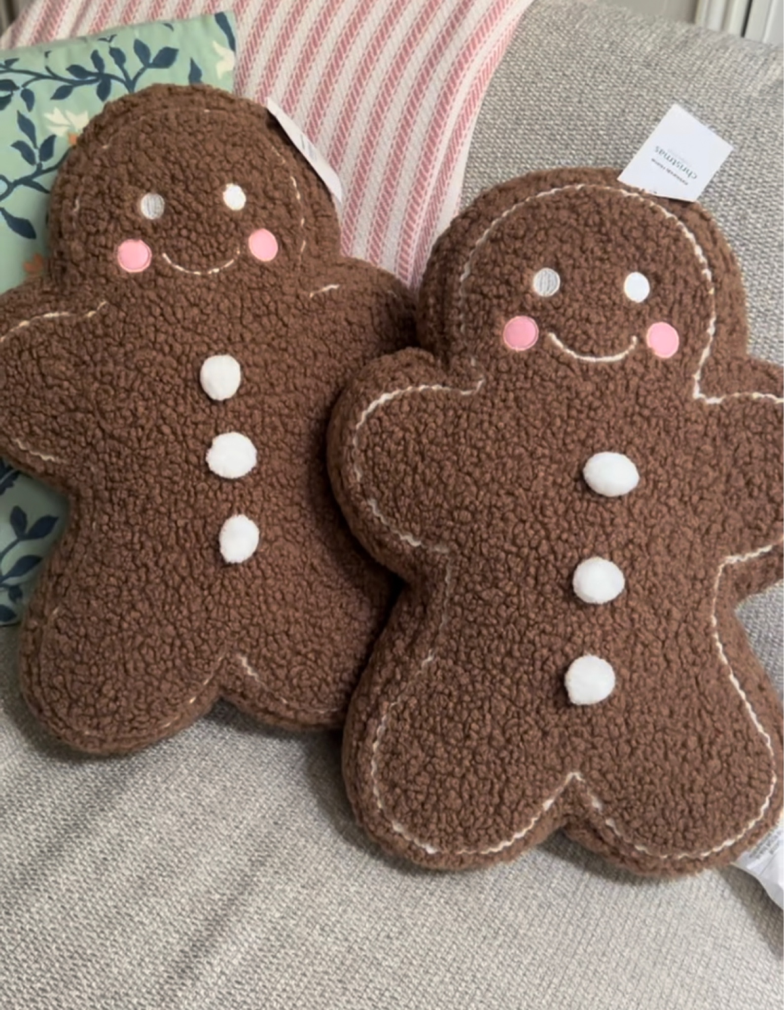 The CUTEST gingerbread pillows 

#LTKSeasonal #LTKHoliday #LTKhome