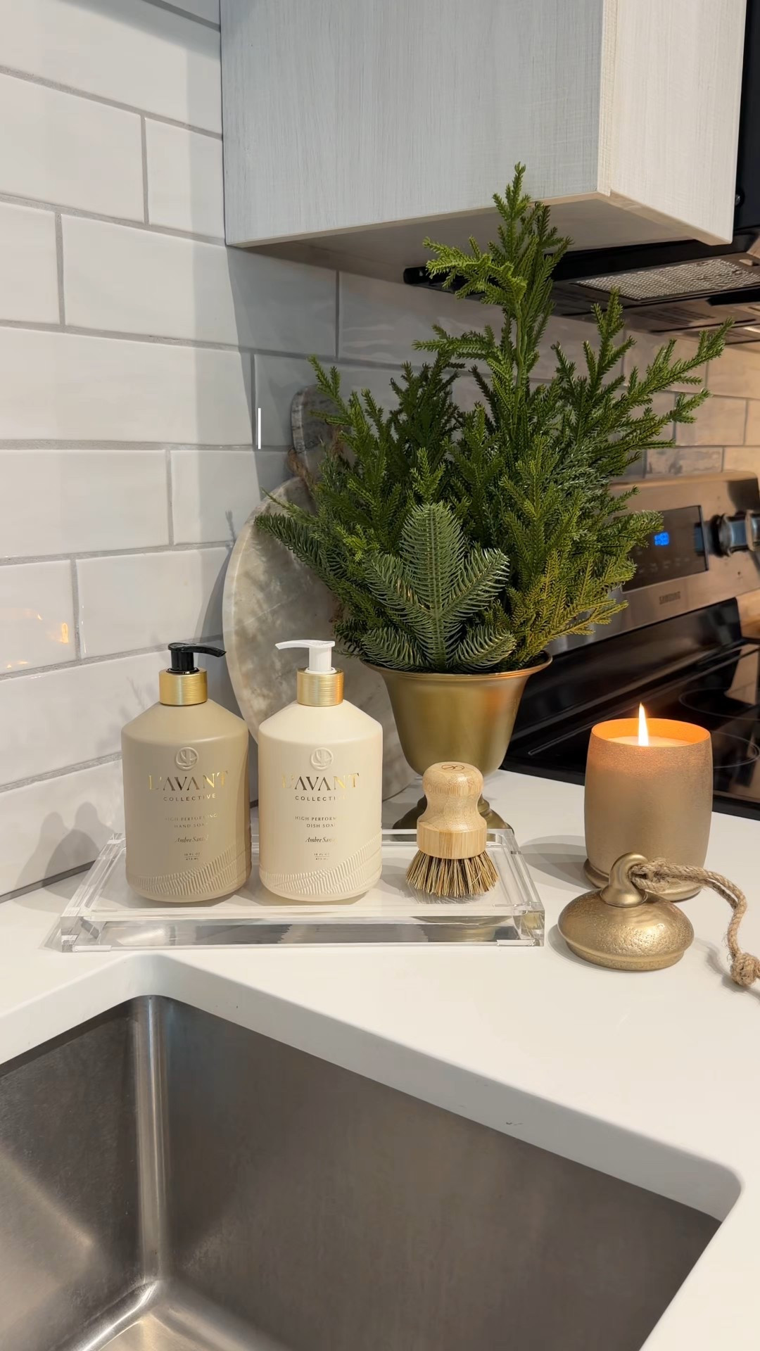 These are such beautiful products that instantly elevate your kitchen! They are by @lavantcollective! These are the Ambre Santal fragrance 🪵 They smell so woody and warm! You can get 20% with my code mydelvillafhome ❤️

#LTKFindsUnder50 #LTKGiftGuide #LTKHome