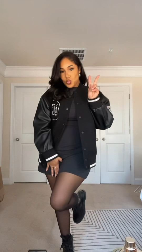 You won’t see me in pink this Valentine’s Day, but I’m still serving on love day 🖤. A little pop of color with my Zara bag for the perfect touch✨. 

#LTKStyleTip #LTKMostLoved