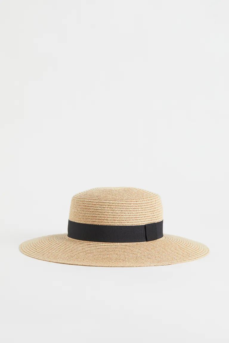 Straw hat | H&M (UK, MY, IN, SG, PH, TW, HK)