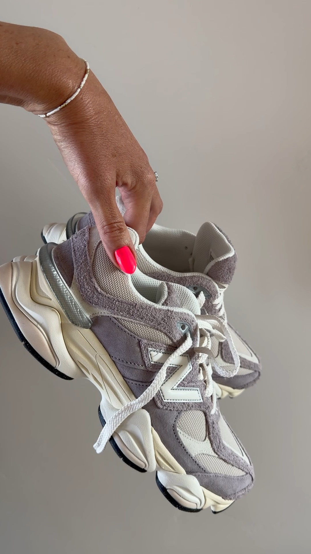 These New Balance might be my favorite find of the NSale this year 
Nordstrom Anniversary Sale 
Travel 
Mom life

#LTKootd #LTKmomlife #LTKSaleAlert
