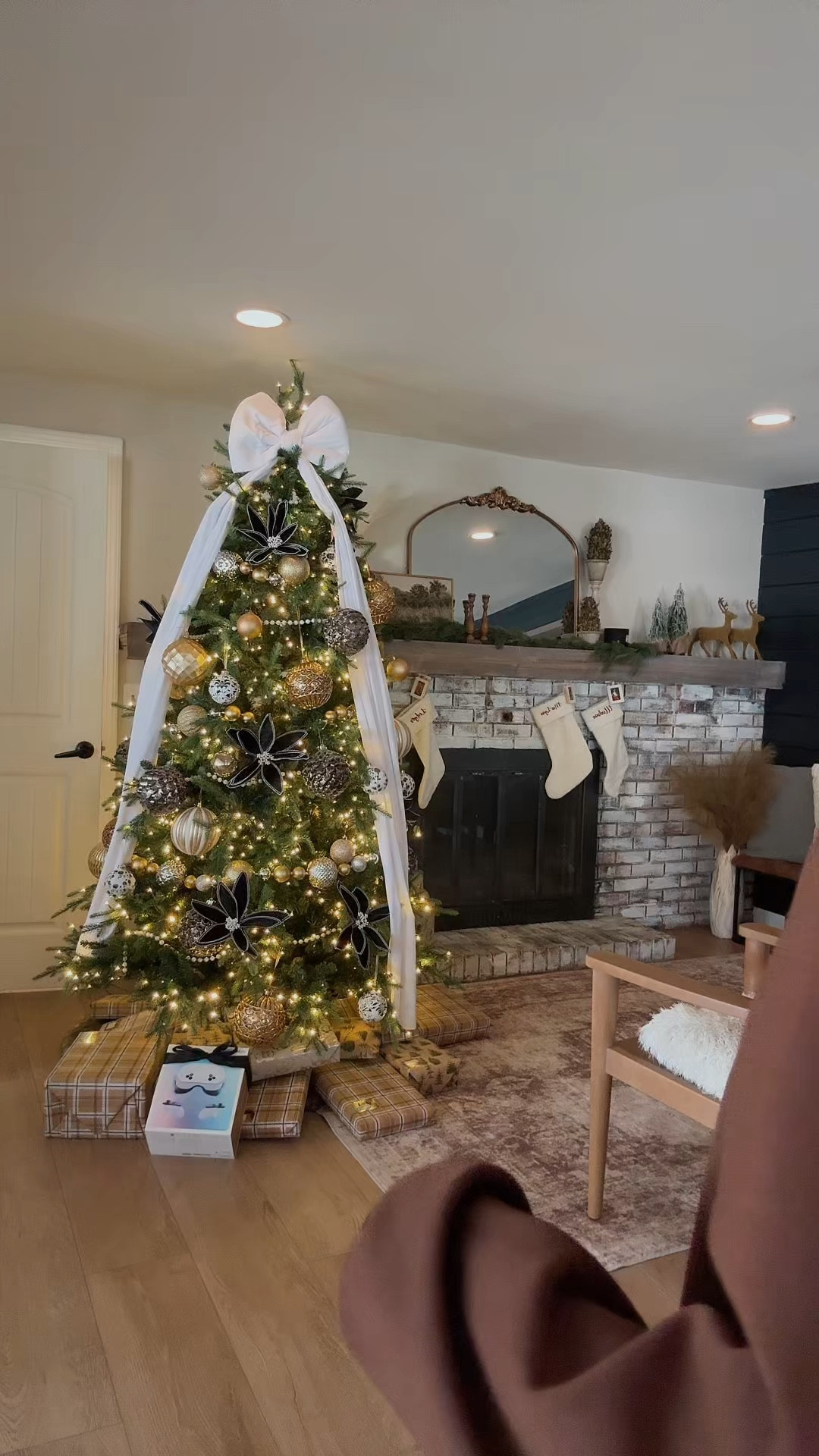 Literally the coolest family gift — games, workouts, experiences, and sooo fun for everyone.

#holidaygiftideas #familyfun #techgadgets #vrheadset #giftguide2025 #gamingsetup #kidapproved #dadgiftideas #techfinds #ltkhome


#LTKGiftGuide #LTKKids #LTKHoliday