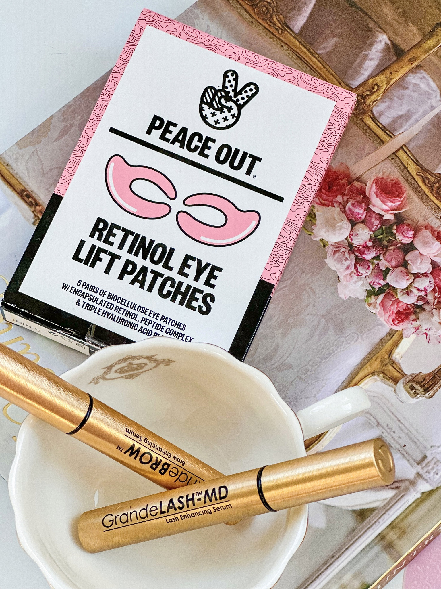 Eyes Wide Open with peaceoutskincare & grandecosmetics ✨

I love the design of these eyepatches!  They provide a complete 360 treatment, fitting snugly around your entire eye area.  Infused with the mighty power of retinol-infused biocellulose, these patches work wonders, visibly lifting, firming, and revitalizing your eyes.

I use these before events for a vibrant, youthful appearance that leaves me feeling refreshed!

🔸 GrandeLash-MD Enhancing Serum + Grande Brow Enhancing Serum promote the appearance of longer, thicker, healthier-looking lashes!

Gifted

#LTKbeauty #LTKGiftGuide