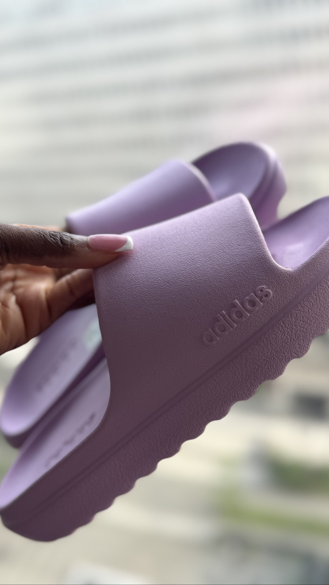 The perfect Adidas slides! Super comfy and comes in a few different colors. 

#everydaystyle

#LTKSaleAlert