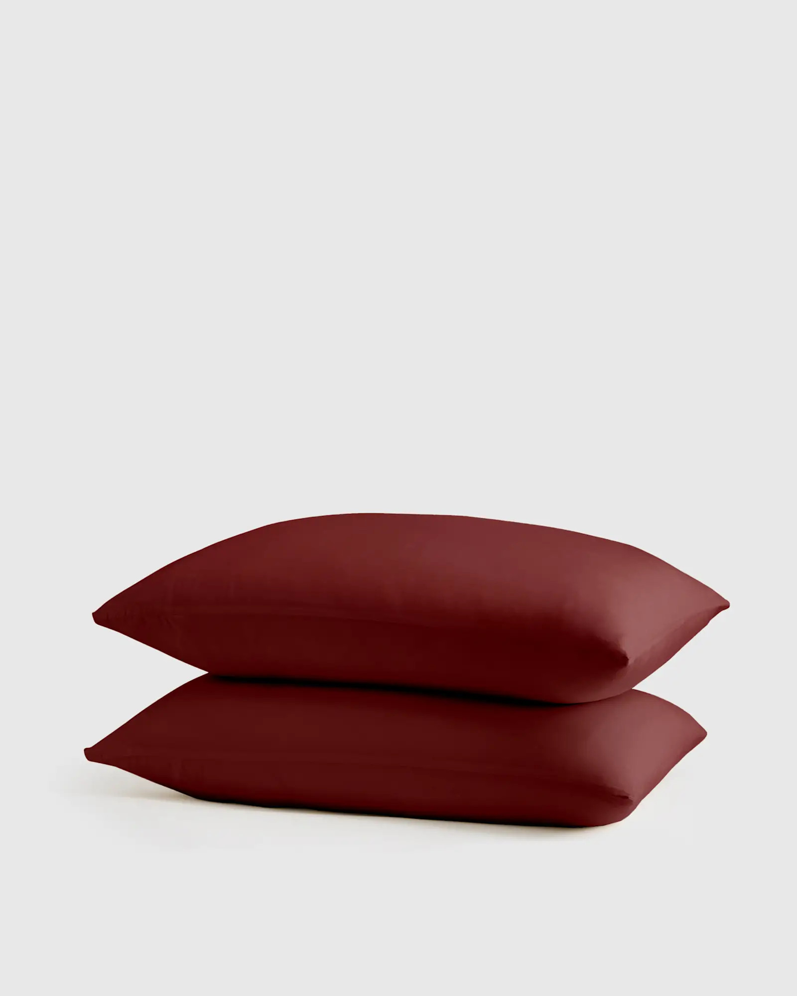Bamboo Pillowcase Set in Burgundy | Quince