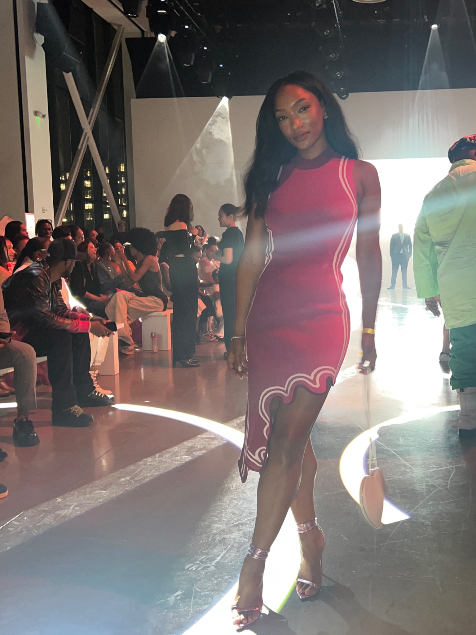 Sometimes different shades of one color make it all make sense 💕

#LTKfindsunder100 #LTKSeasonal #LTKstyletip