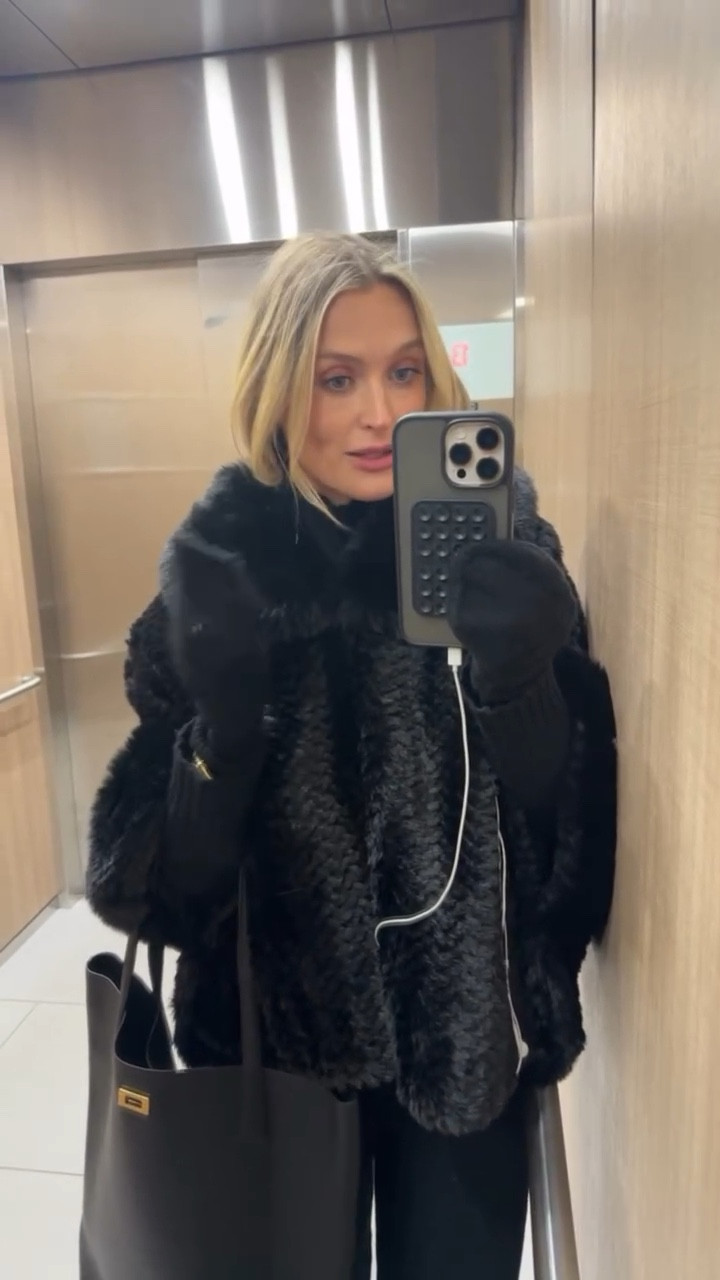 My all black OOTN! Use code JULIA15 for 15% off my faux fur cape. 