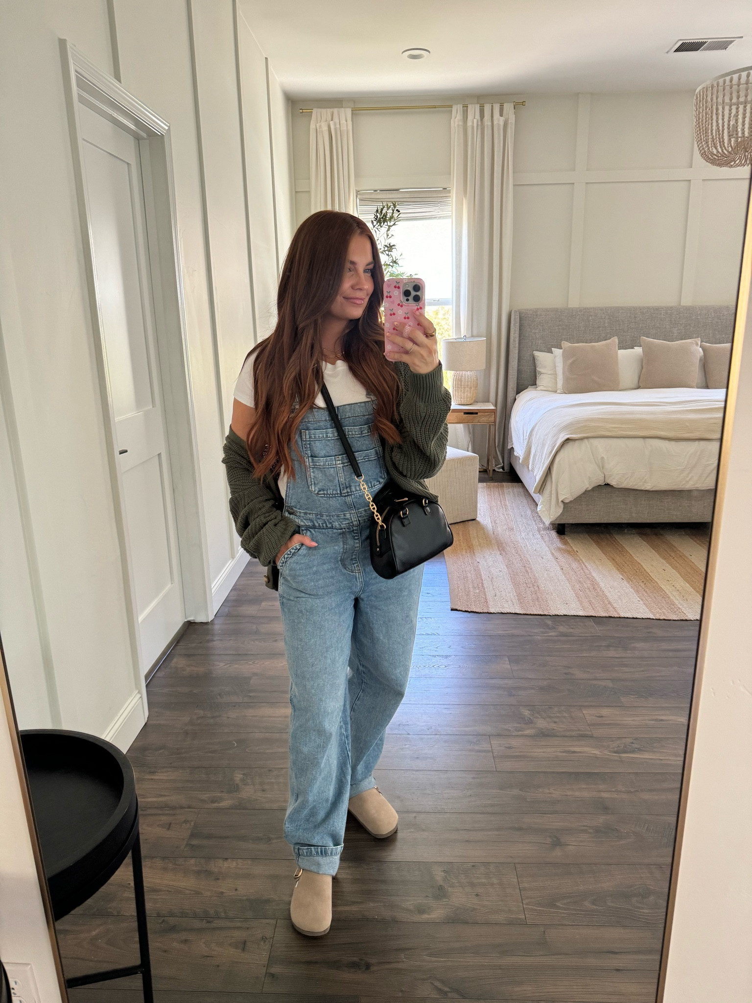 OOTD for today!!! I think I’m finally feeling the fall vibes and might be a little bit ready for it now!!! Love this entire outfit from @walmartfashion! 

#WalmartPartner #WalmartFashion
