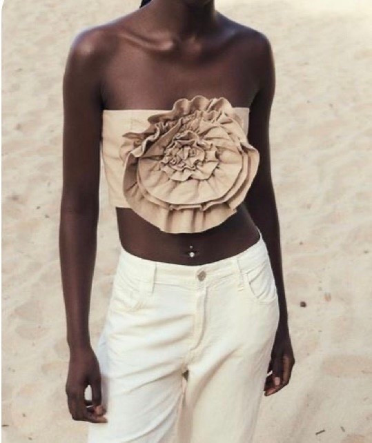 Zara top!


#LTKBeauty #LTKFestival #LTKOver40