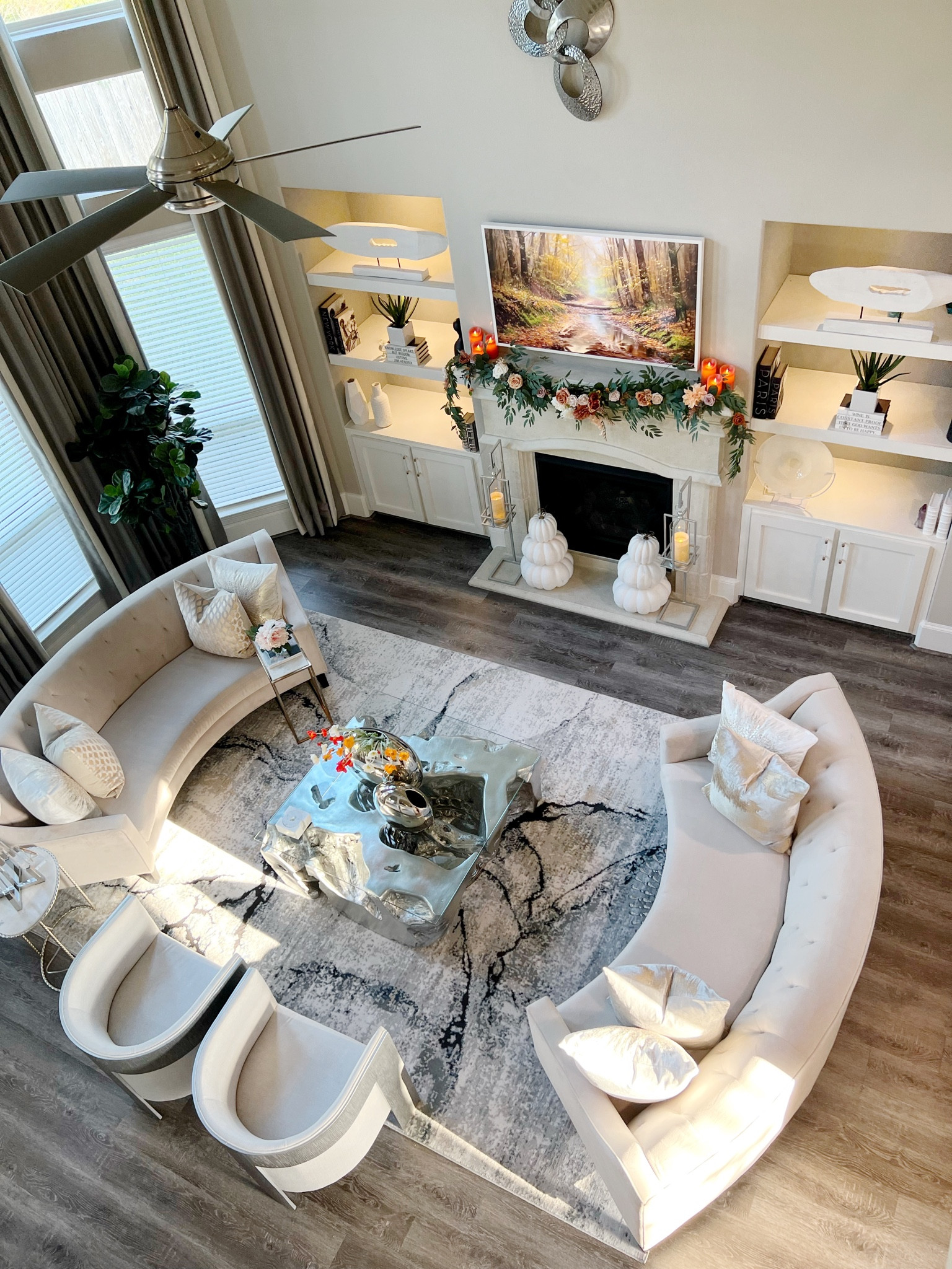 Shop items in my living room 9pm sale. I have the ‘Bella Pearl’ sofa  #homedecor #holidaydecor #falldecor #ltksale #ltksalealert #coffeetabls #couches #sofas

#LTKhome #LTKHoliday #LTKGiftGuide