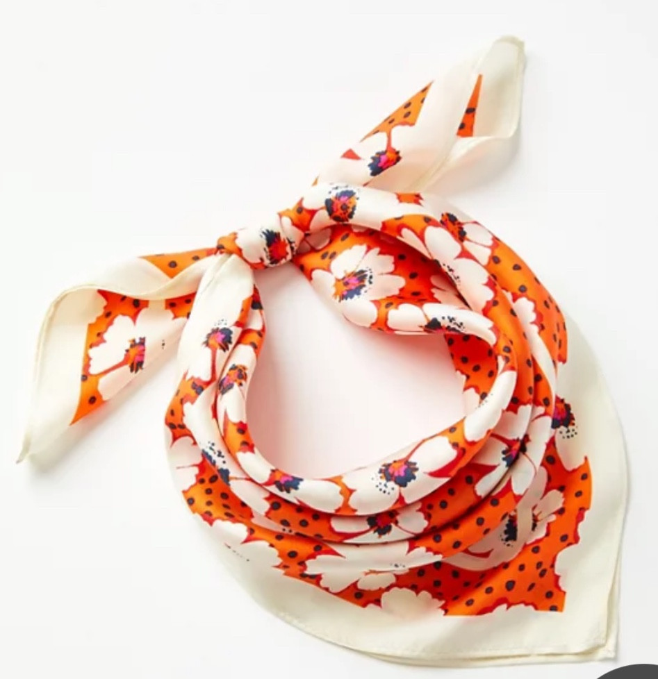 Daisy Bandana
