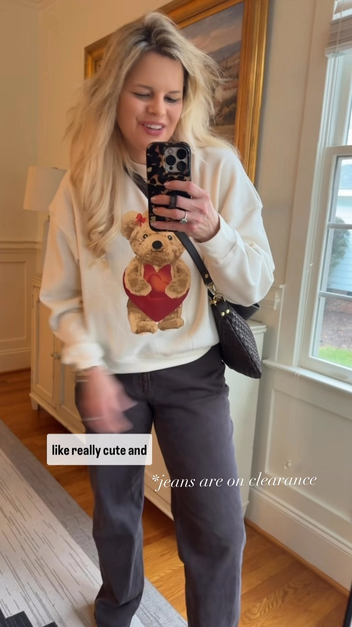 Cutest target sweatshirt and bag charms for Valentine’s Day! Love this outfit and color combo 

#LTKSeasonal #LTKFindsUnder50 #LTKStyleTip