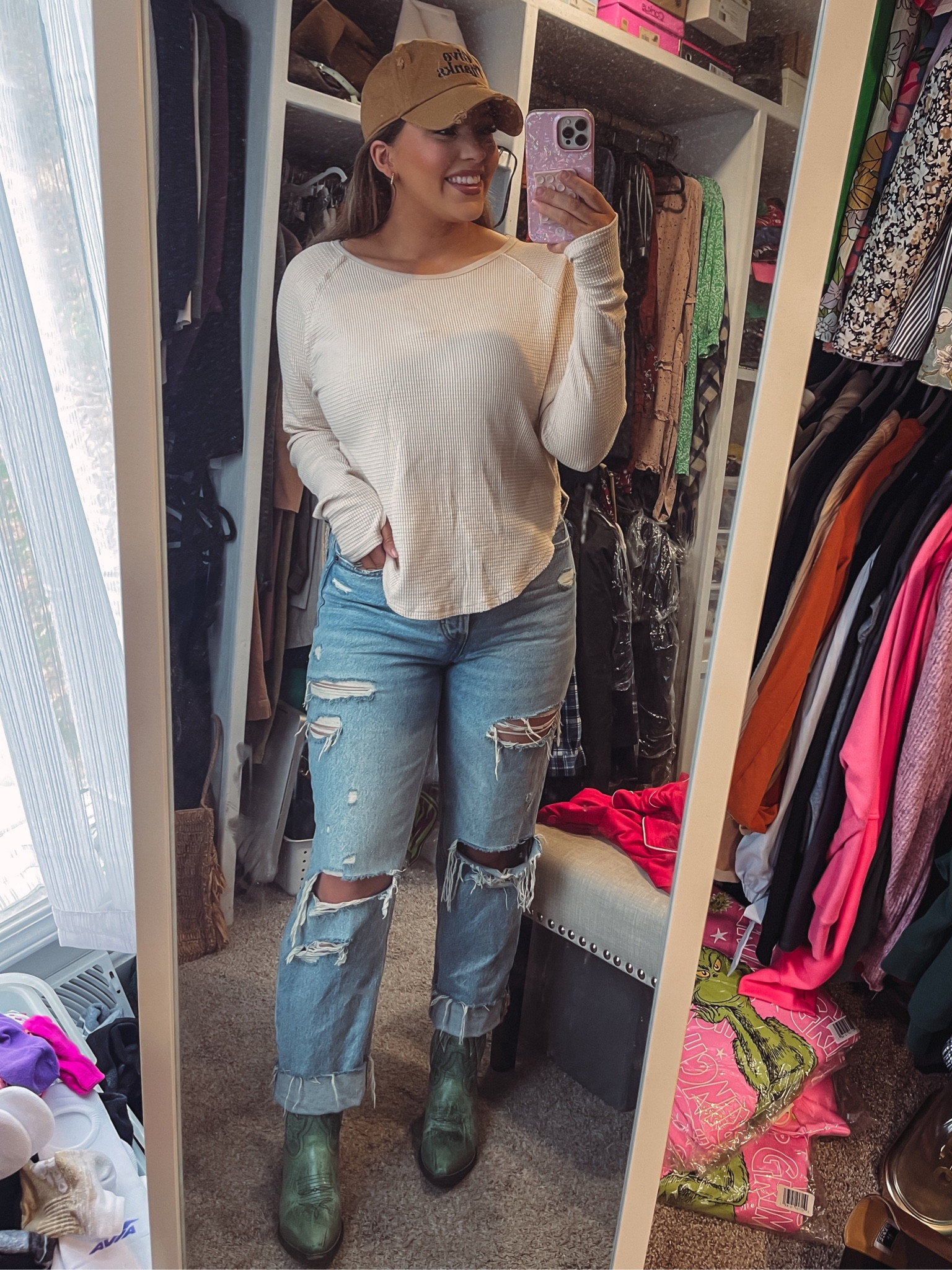 Casual fit inspo 




#LTKShoeCrush #LTKHoliday #LTKGiftGuide