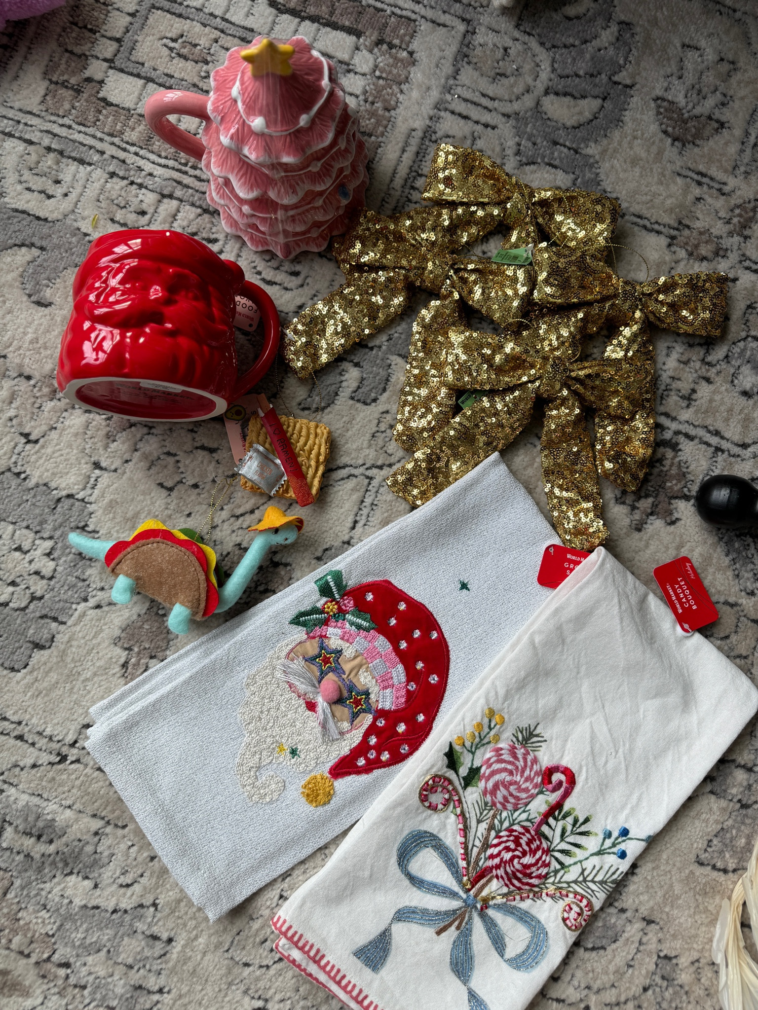 Cutie world market finds for the holidays 

#LTKSeasonal #LTKStyleTip #LTKHoliday