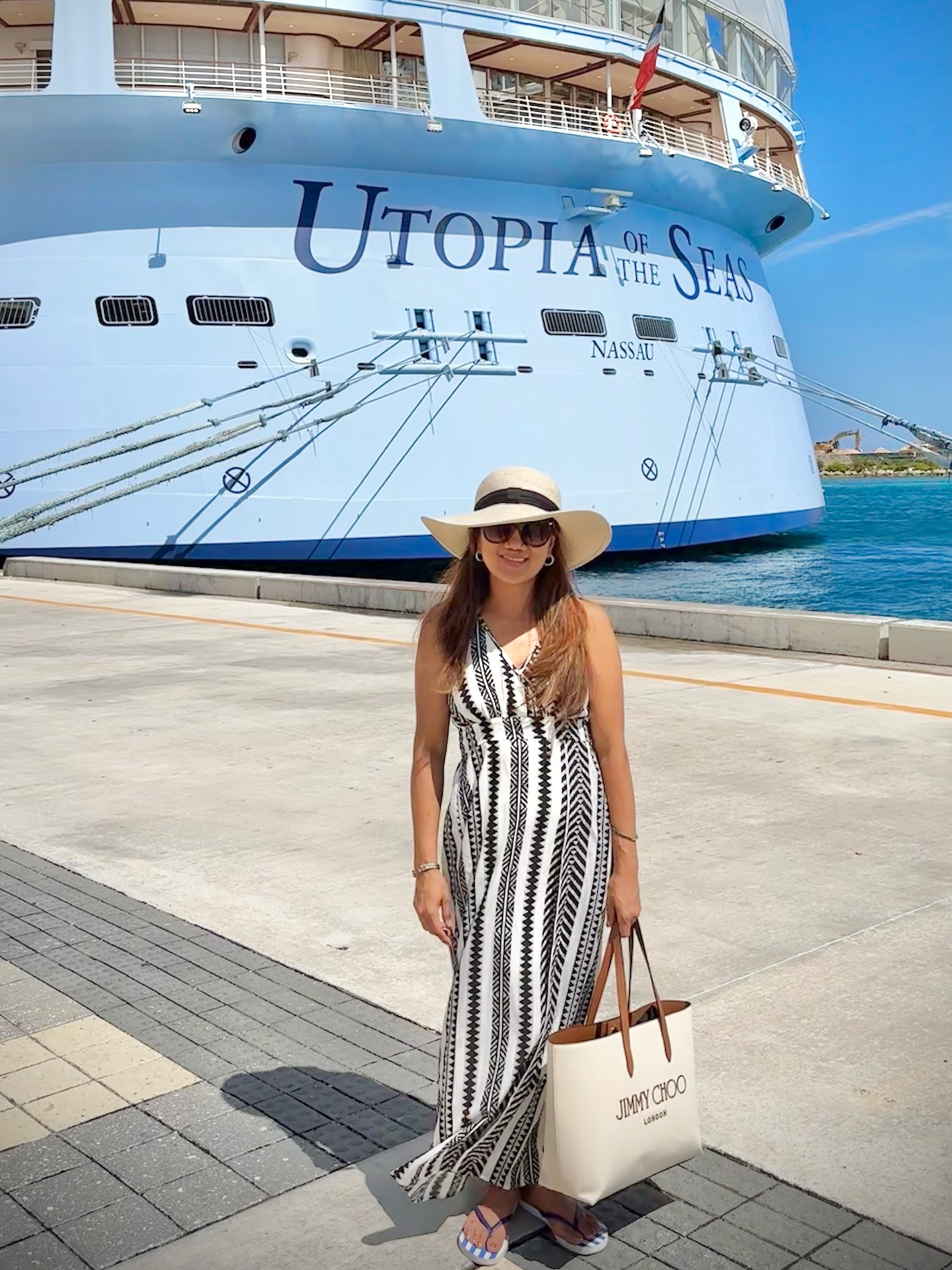 Favorites from the high seas 🛳️ @royalcaribbean 
✨
✨
✨ 
#touchland #ferragamo #jimmychoo #royalcaribbean #larocheposay