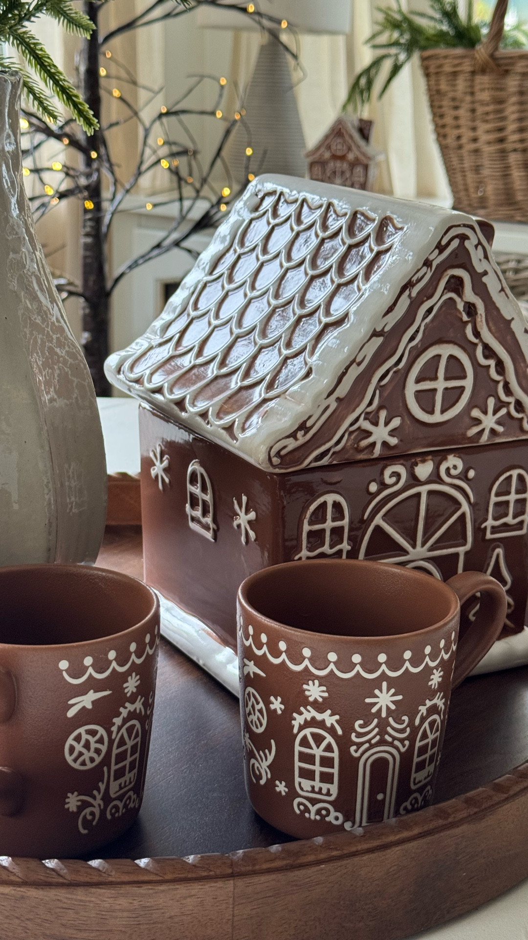 Run to Aldi for all this gingerbread cuteness! Linking the tray, vase and greens!

#LTKSeasonal