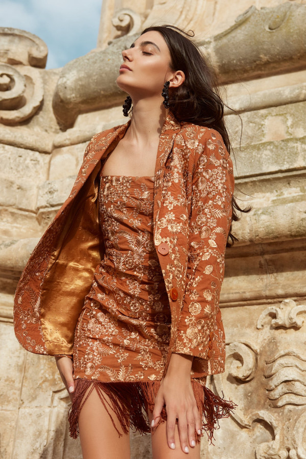 Mary Embroidered Blazer | Modatrova