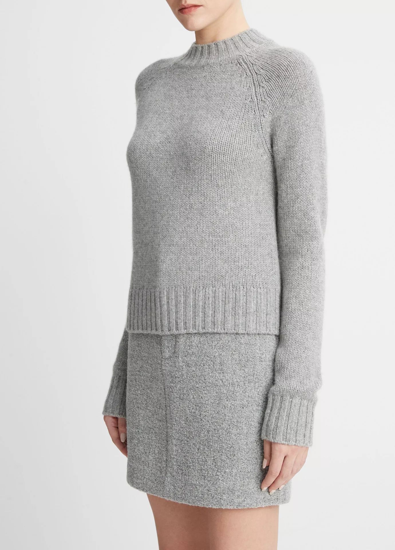 Cashmere Shrunken Mock Neck Sweater | Vince LLC