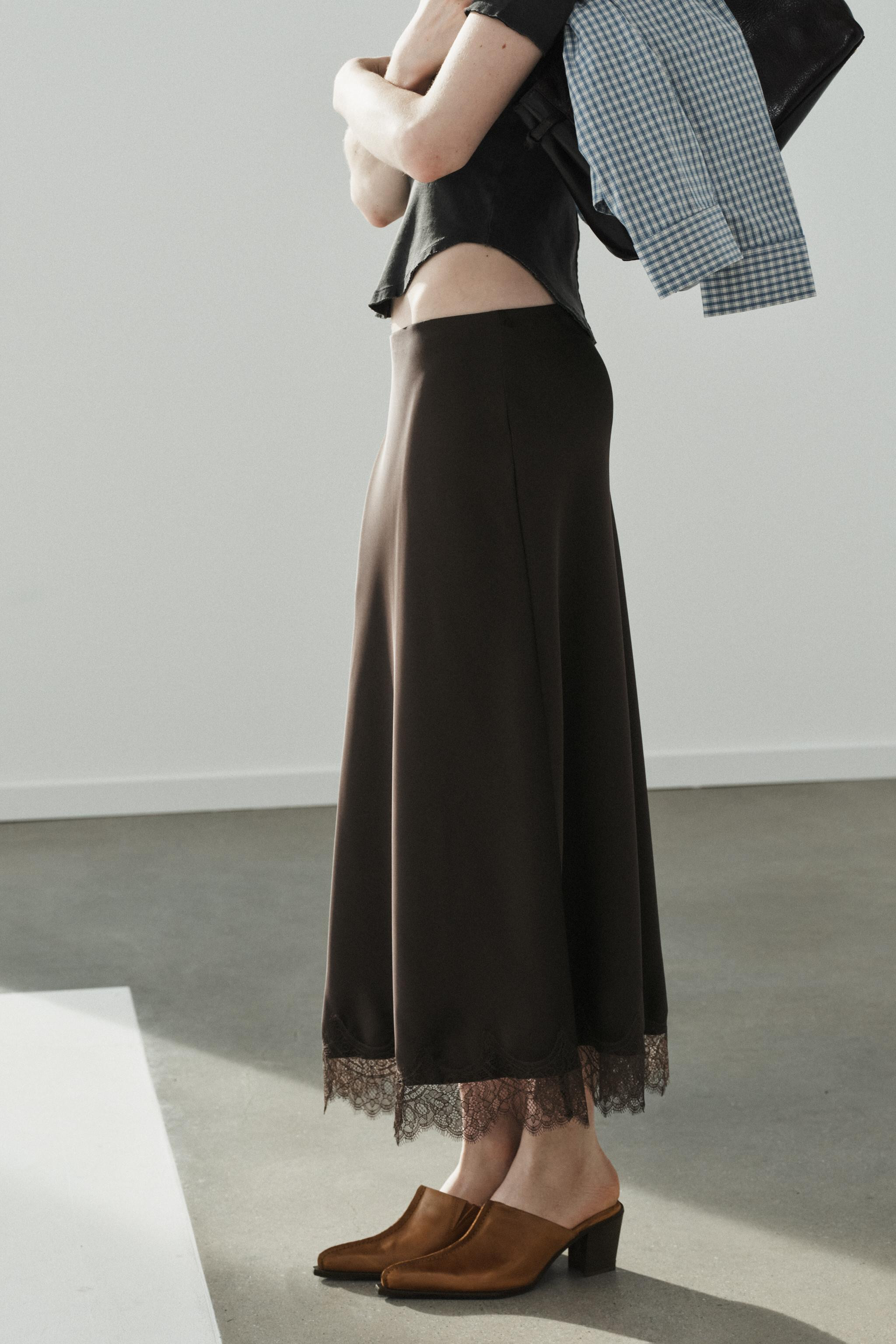 LACE TRIM SATIN MIDI SKIRT | Zara UK