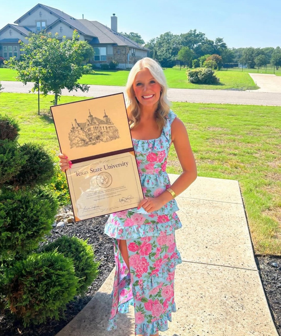 One of my all time favorite dresses ! Comes in lots of different colors : perfect for special events + weddings 🎀 


#LTKStyleTip #LTKWedding #LTKSeasonal