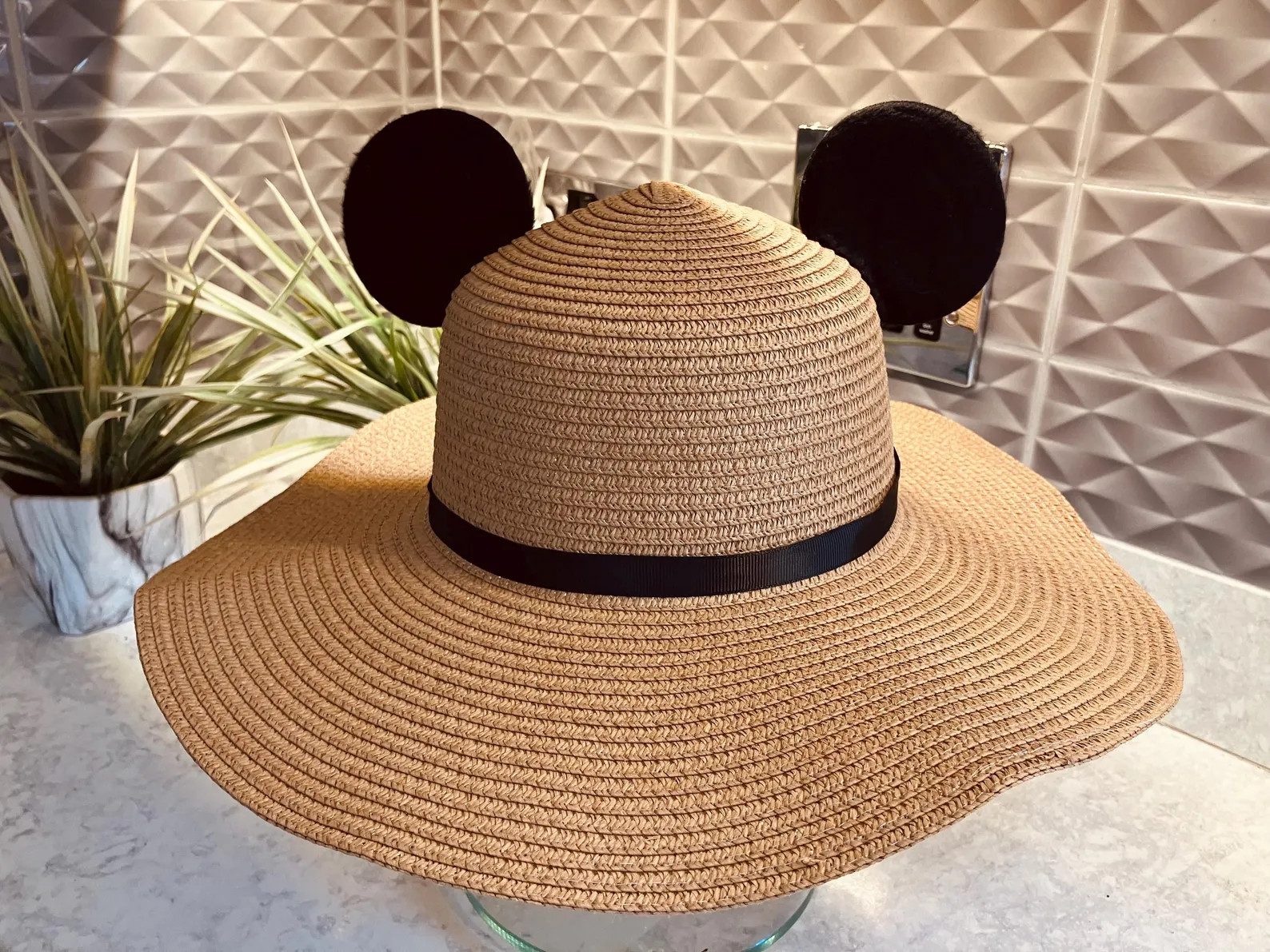 Handmade Mickey Mouse Straw Sun Hat - Disney Trip Accessory - Etsy | Etsy (Global)