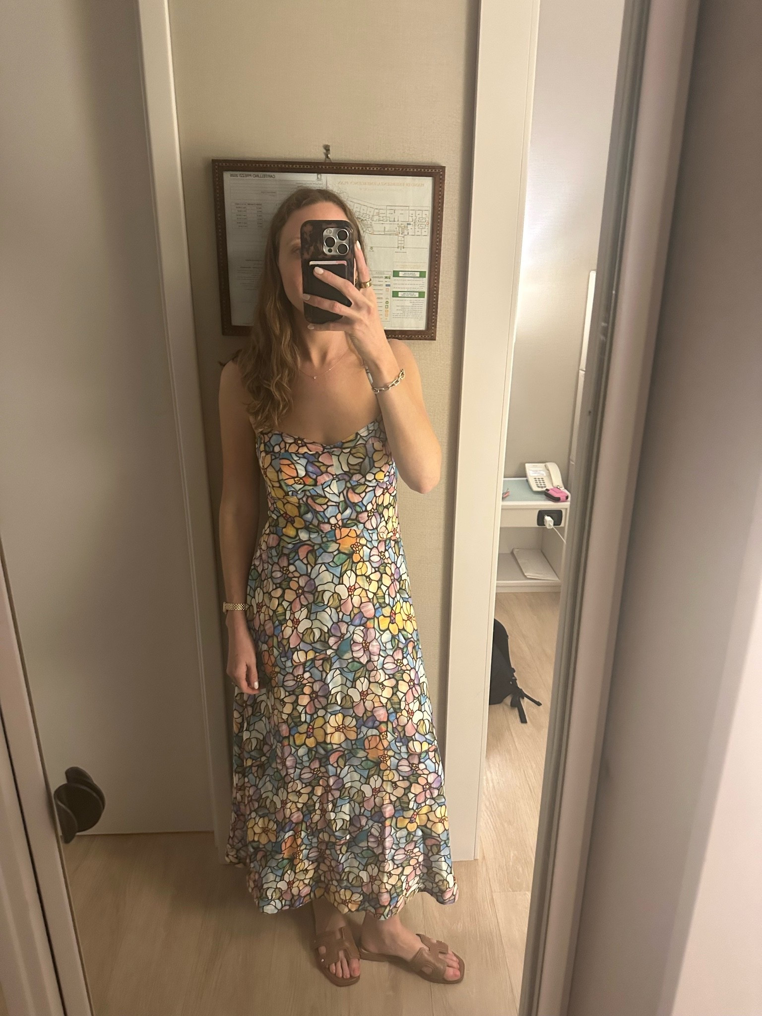 The best spring and summer wedding guest outfit

#LTKTravel #LTKselfcare #LTKootd