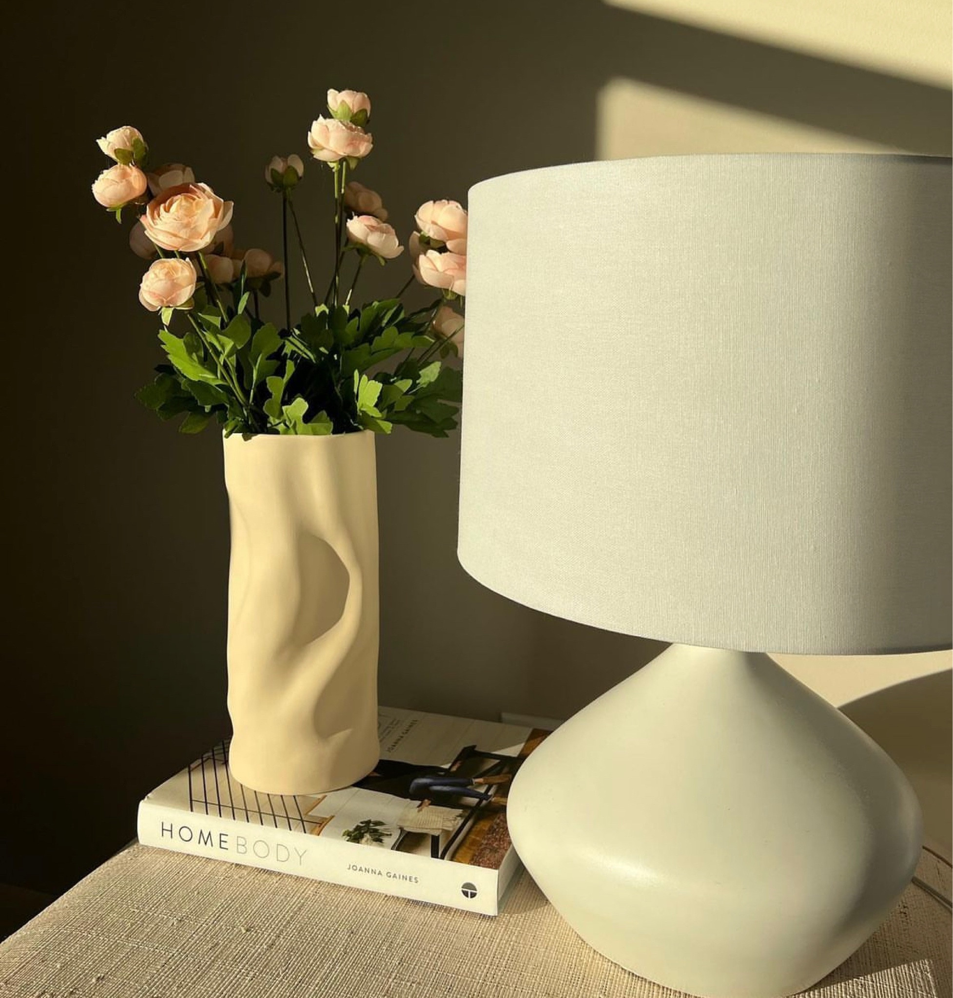 Spring decor home refresh gift for her flower vase bedside table coffee table book summer Mother’s Day 

#LTKSeasonal #LTKhome #LTKGiftGuide