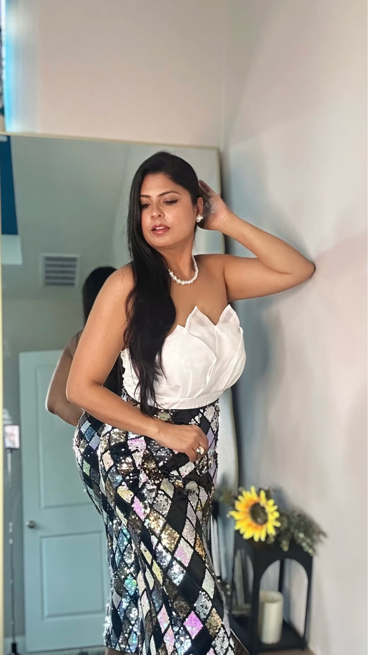 I heard you are looking for valentine outfits …..
.
If you shop there on aite directly u can use my code LOVESanitasingh933779to
.
.
.


#LTKSaleAlert #LTKValentine #LTKOver40