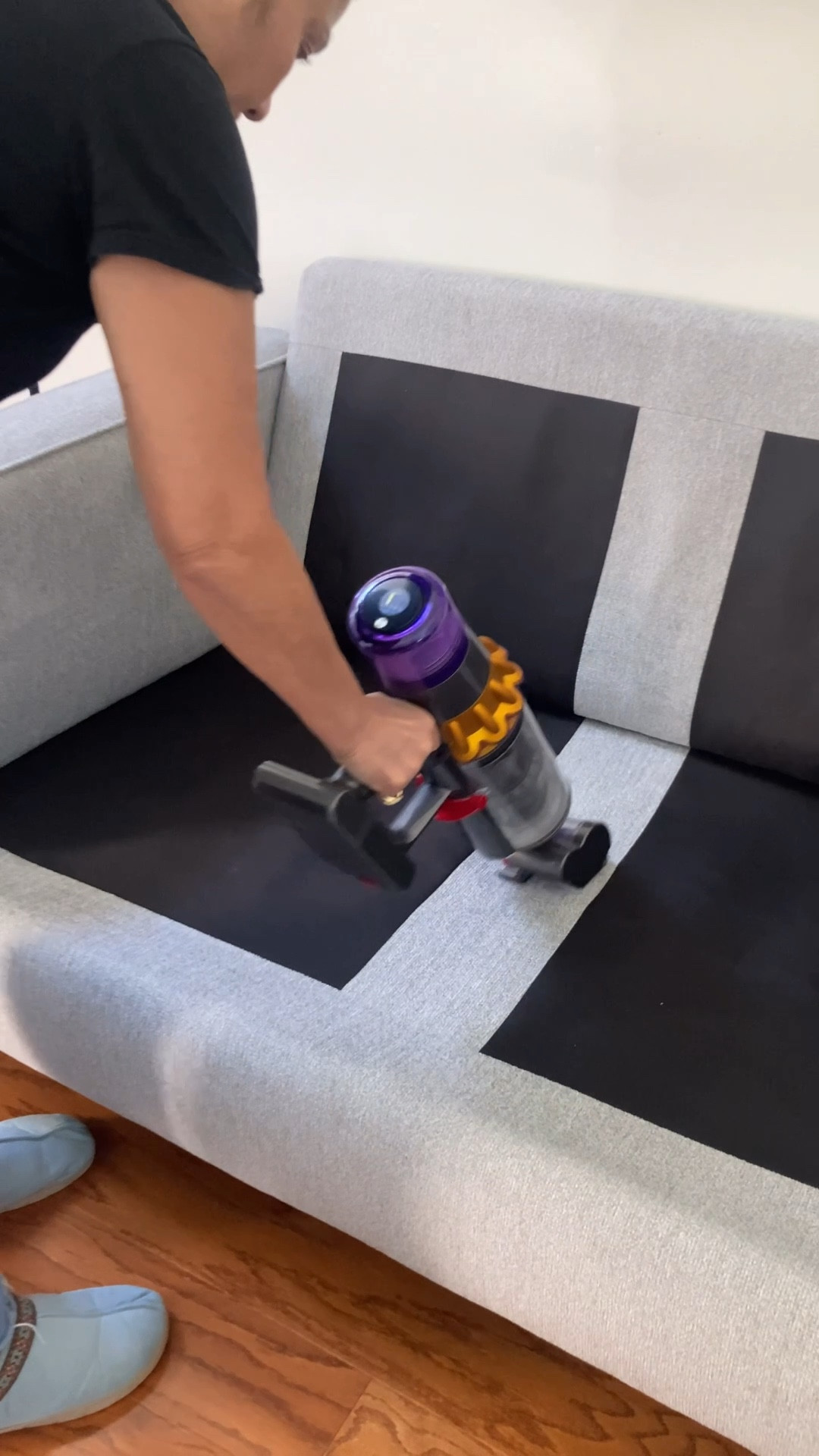 Cleaning day!

#dysonv15 cleaning #dyson

#LTKHome