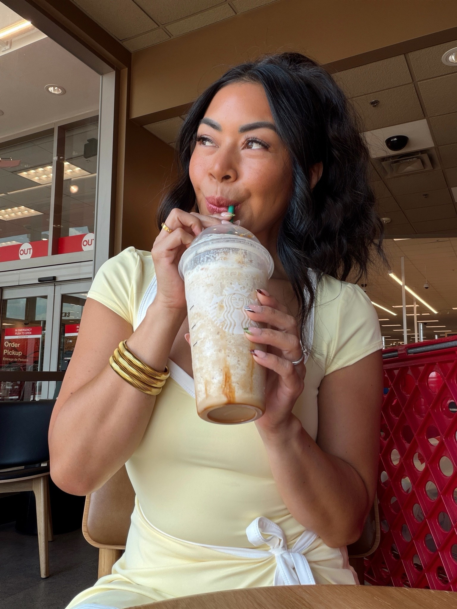 #ad Overall? Today's Starbucks & Target run was 10 out of 10! If you
are looking for a delicious pick me up treat, I highly recommend the
Caramel Ribbon Crunch Frappuccino Blended Beverage from Starbucks!
#targetpartner #target #starbuckscreator @target @starbucks

https://on.ltk.com/+m5sPb7AdPhEkR2vQaqoVrw

https://liketk.it/6l6vA
