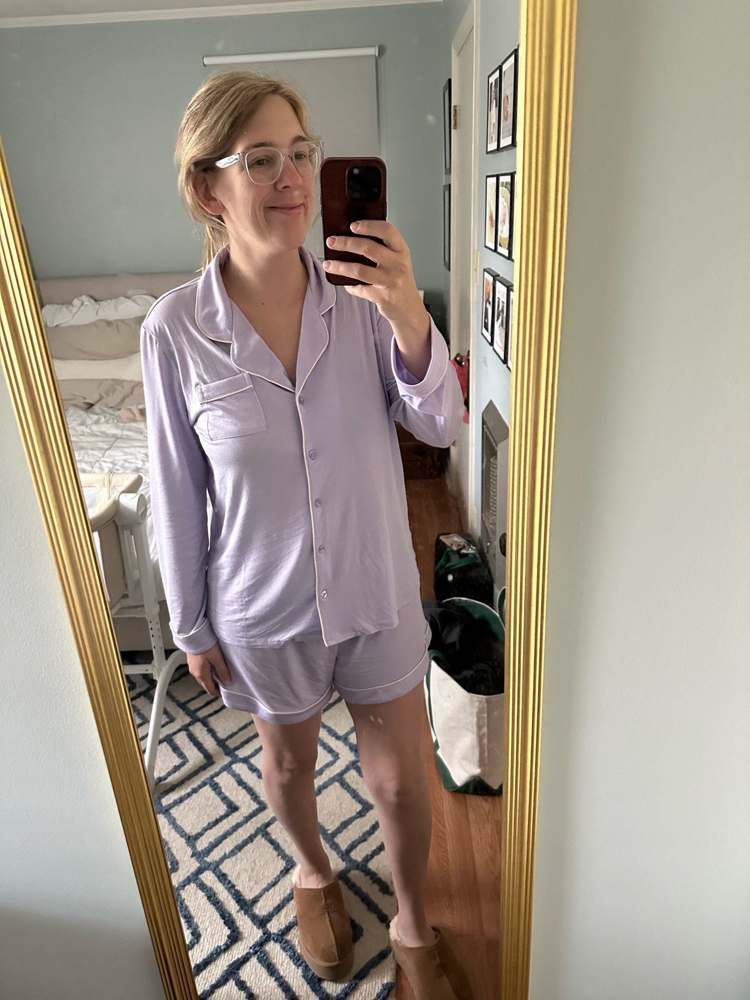 Happy Sunday Morning!! My all time favorite Nordstrom pajamas are still available through the Nordstrom Anniversary Sale, as well as, my Uggs from last year’s sale!

I’m wearing size Medium. 

#LTKFindsUnder50 #LTKxNSale #LTKFamily