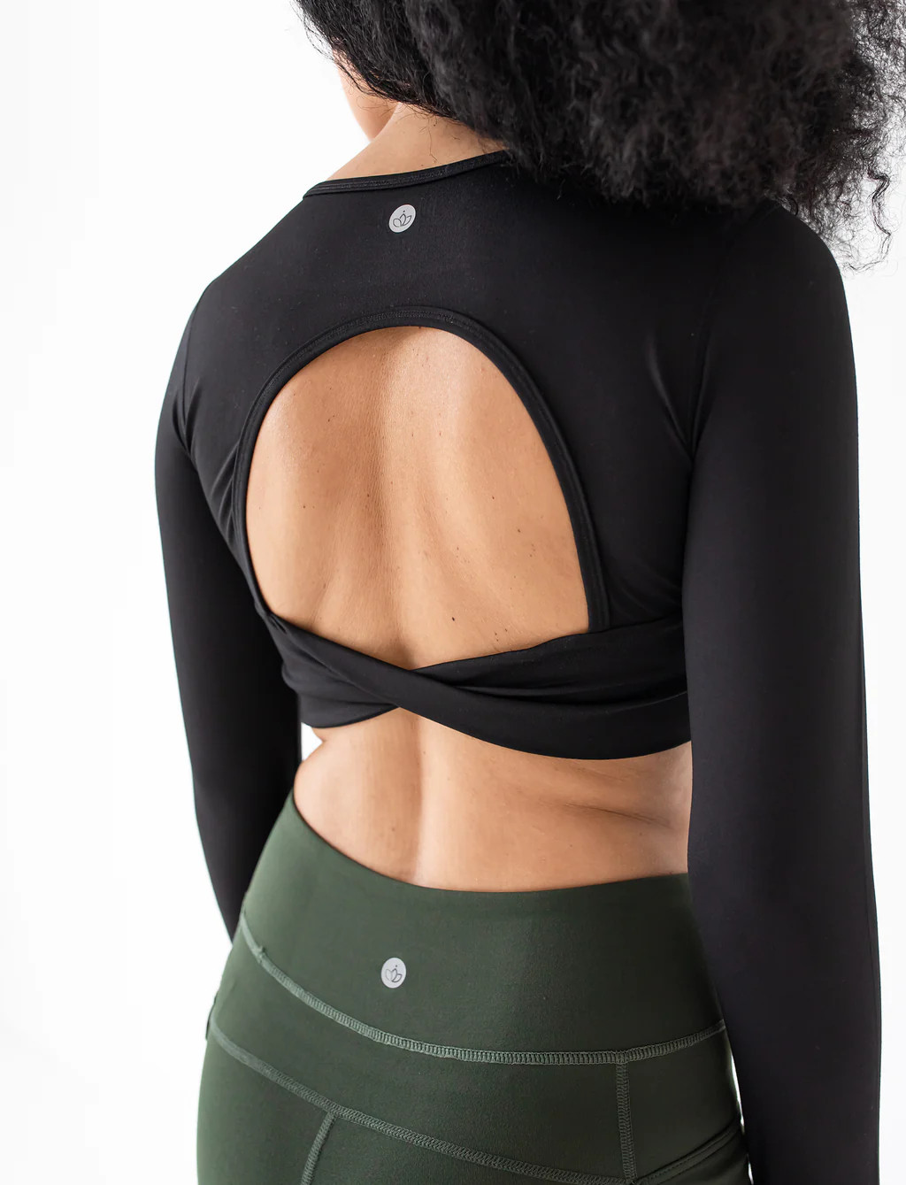 LADIES TWIST BACK CROP T-SHIRT | Jill Yoga