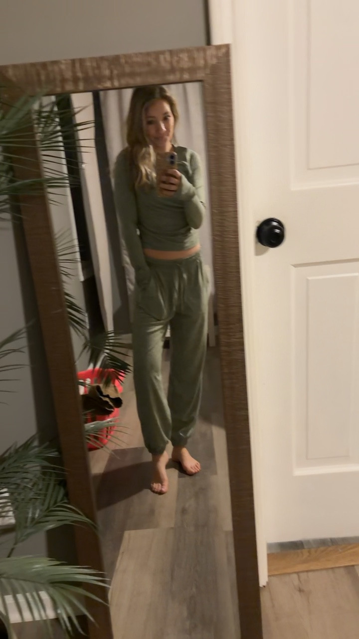 You will find me LIVING in this set! This color greens my favorite, and I cannot get over the quality and how soft both the top and bottoms are. Plus everything is on sale rn!! I’m in XS short for the pants and a Small for the top, and am 5’1” for reference.  

#LTKfitnessgoals #LTKootd #LTKActive