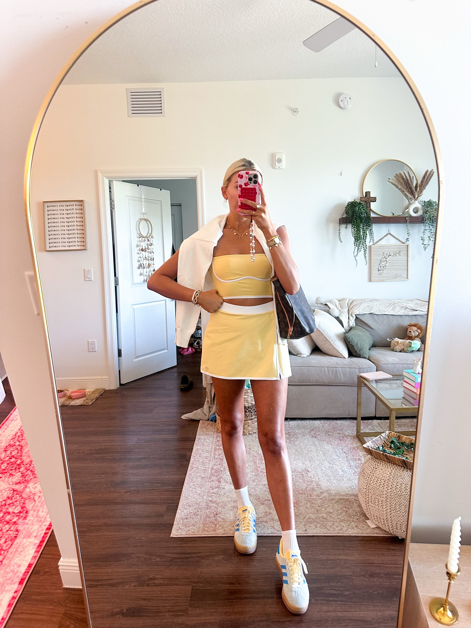 I’m 5’9” 130 lb wearing a size small in the set and small in the cardigan! 

#LTKStyleTip #LTKSeasonal