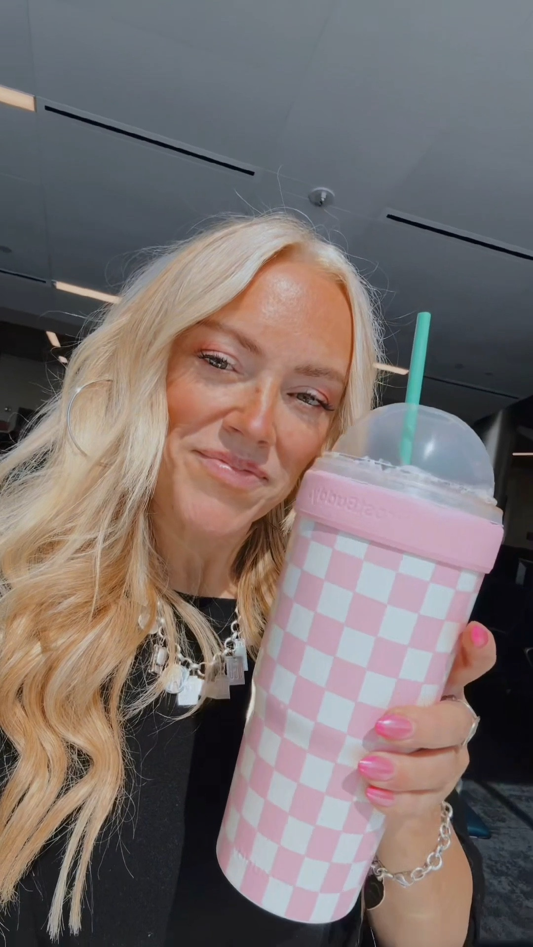 MUST HAVE TRAVEL CUP!!!!  I literally do t go anywhere, whether around town or out of town, without it!!  Keeps your drinks hot or cold for 12+hours!!


#LTKTravel #LTKHome #LTKStyleTip