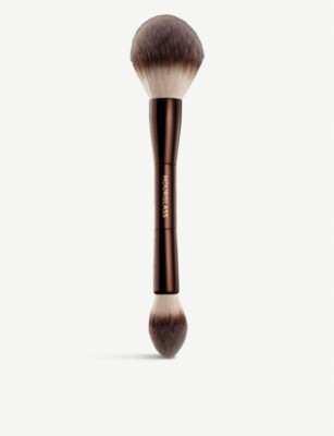 Veil Powder Brush | Selfridges