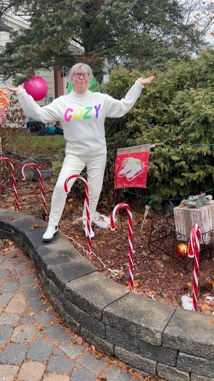 And just like that the snow disappeared but the cozy sweater remained. Getting ready for the holiday seasonn

#LTKmidsize #LTKHoliday #LTKSeasonal