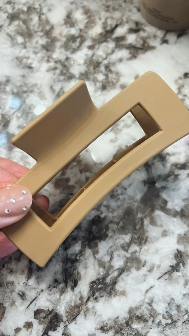 My favorite pack of Amazon hair clips


#LTKstyletip #LTKbeauty #LTKunder50