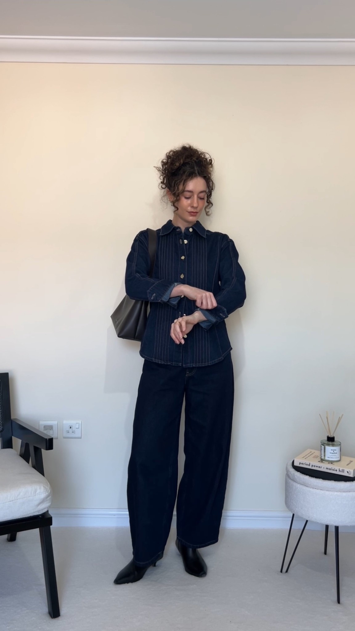 Denim shirt x1 up
Jeans true to size
Boots true to size 