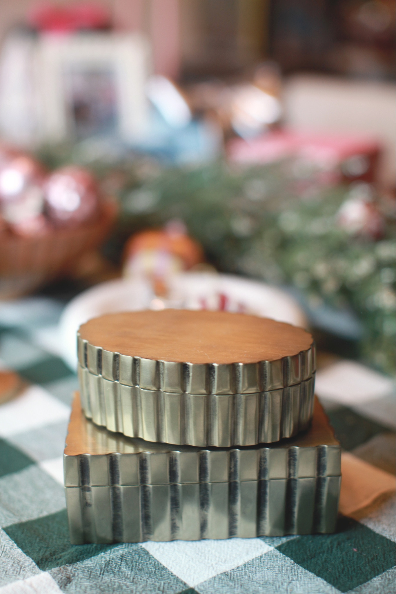 Scalloped gold trinket boxes perfect to style on your shelves or dresser. I love these for the holidays - the antiqued gold is so pretty! I would love these as a gift. 


#LTKGiftGuide #LTKHoliday #LTKHome