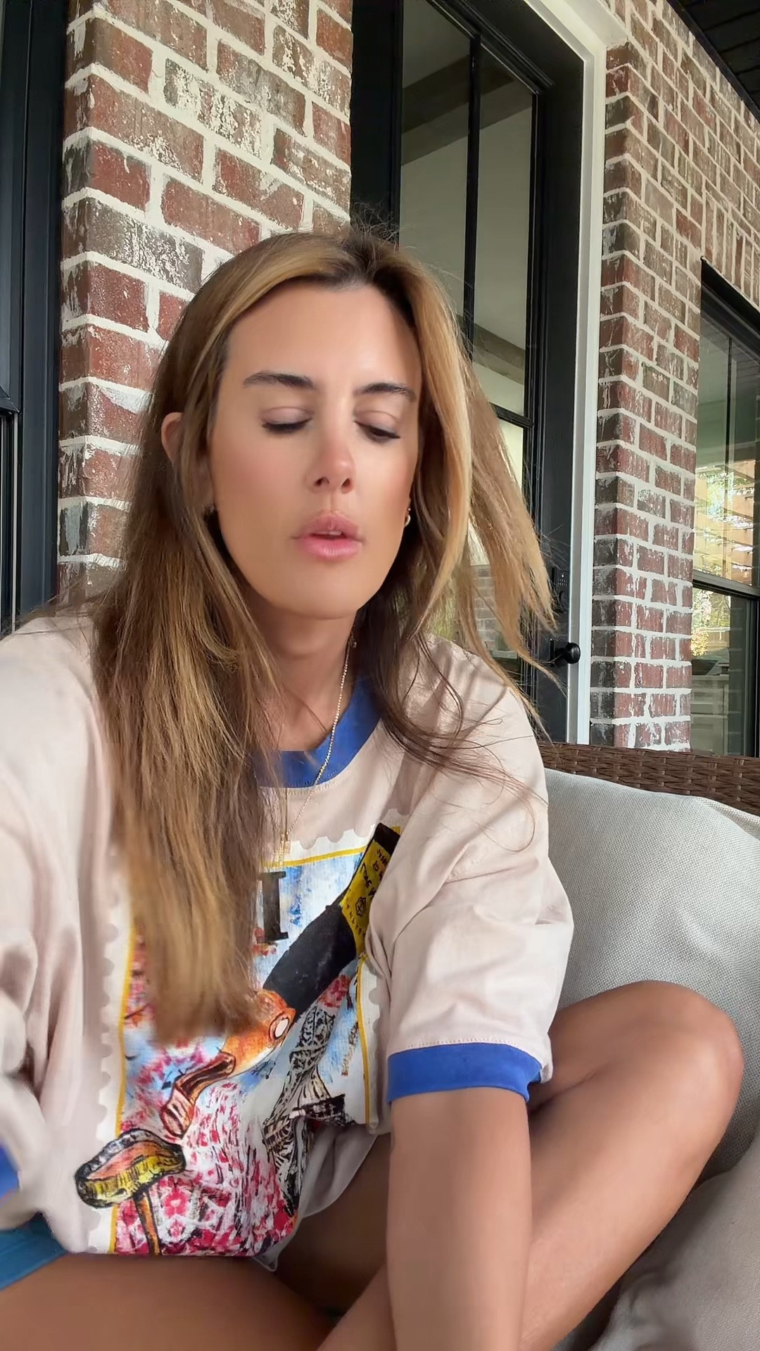 Flip flops
T shirtt

#LTKdayinmylife #LTKOver40 #LTKSeasonal