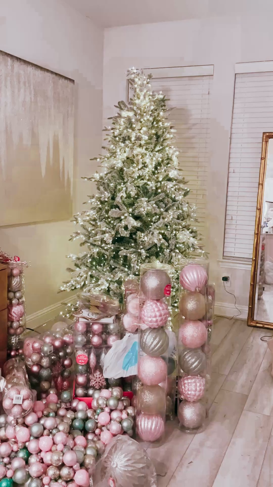 Time lapse. Beginning my dreamy tree  

#LTKHoliday #LTKHome #LTKSeasonal