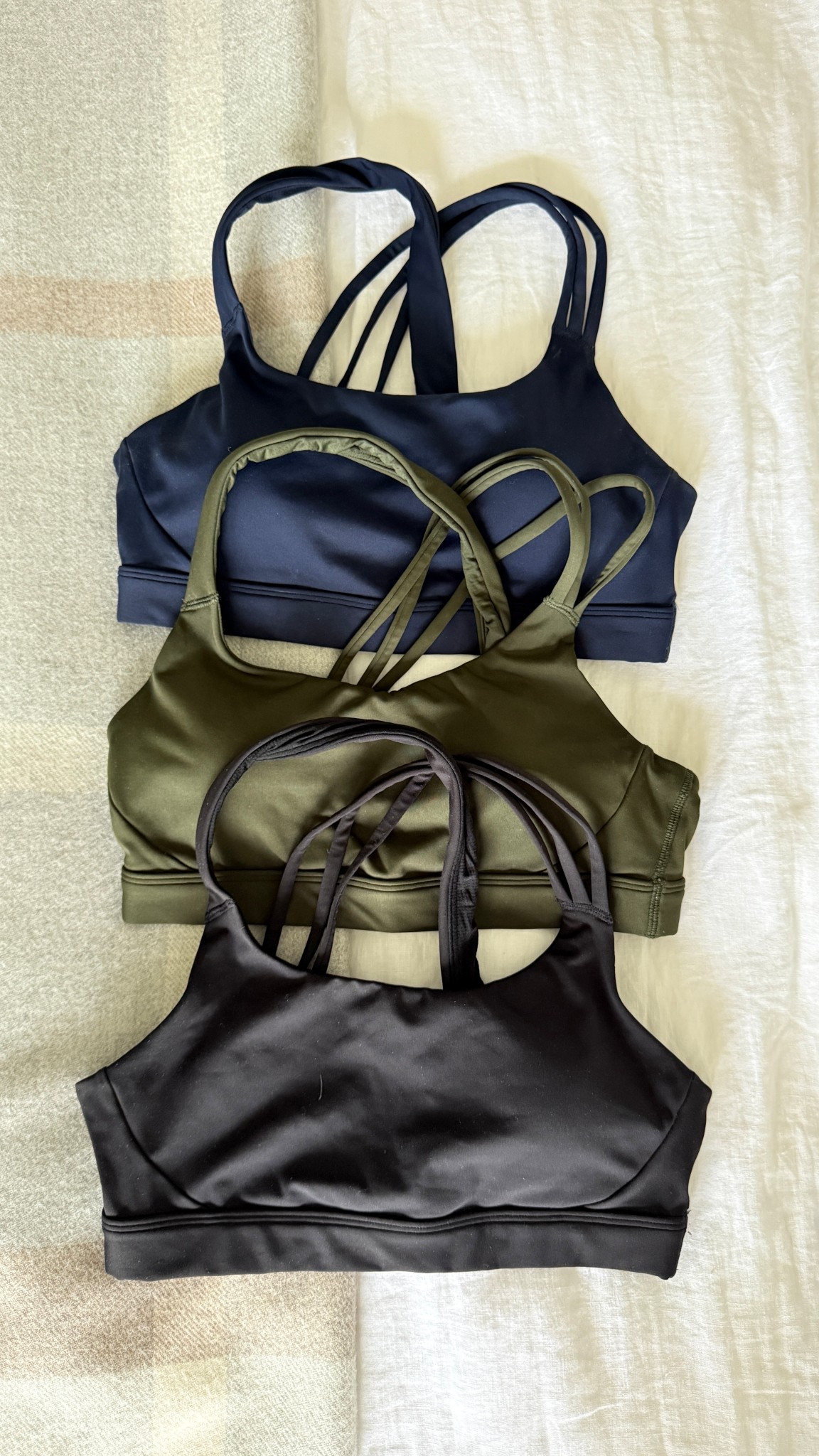 @athleta is my favorite sports bra brand and they are currently 25% off sitewide. 
#athletapartner 
#powerofshe 

TTS, I wear a Small

#LTKactivewear 
#LTKathleisure 