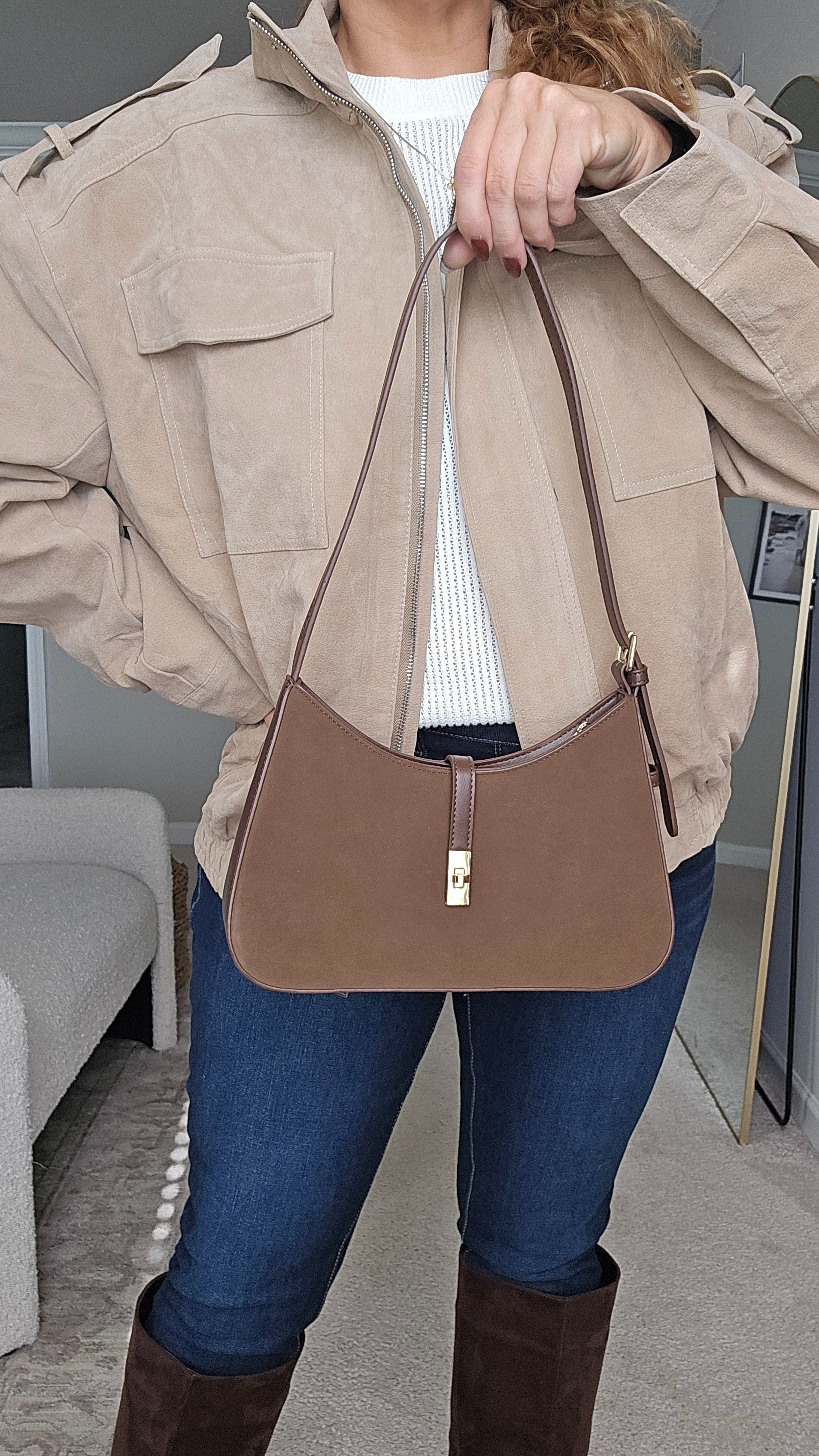 My chic CLUCI shoulder bag is up to 35% off for Black Friday! 🤎✨ Comes in multiple colors and looks so elevated with every outfit. Such a good one to grab while it’s on major sale.#LTKSale #AmazonBlackFriday

#LTKCyberWeek #LTKSaleAlert #LTKOver40