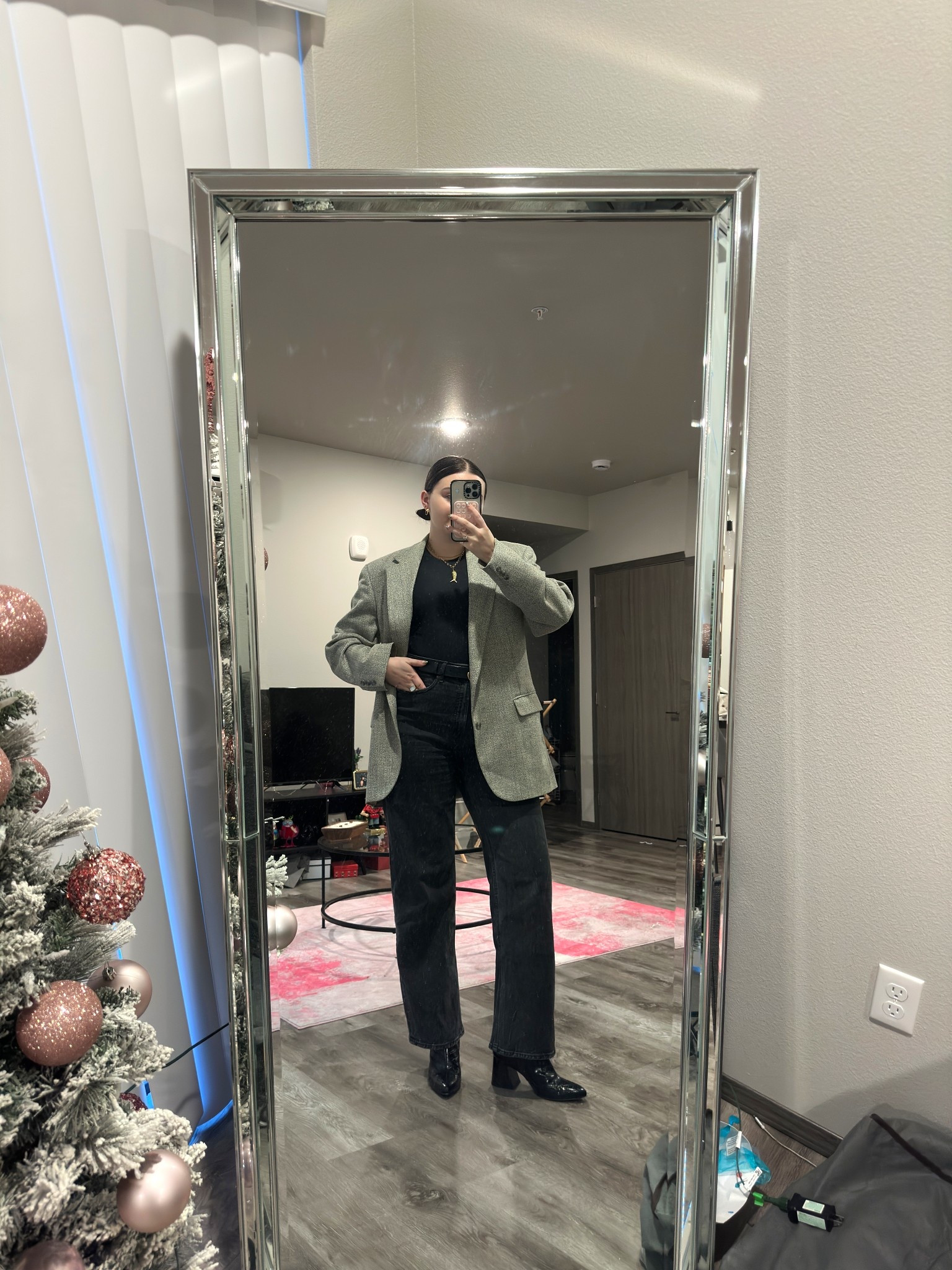 Business casual outfit idea for the office or in the field! I wore this for a few meetings and felt so cute and confident 🥰

I’m wearing a M bodysuit, size 31 jeans and size 9.5 boots 

#LTKootd #LTKWorkwear #LTKMidsize